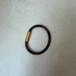 Louis Vuitton bracelet size 17