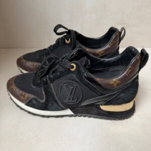 Louis Vuitton Run Away size 38